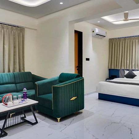 Palm Suites Baner- Indian Nationals Only 浦那 外观 照片